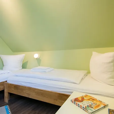 Fuer 6 Personen, Sauna, Kamin