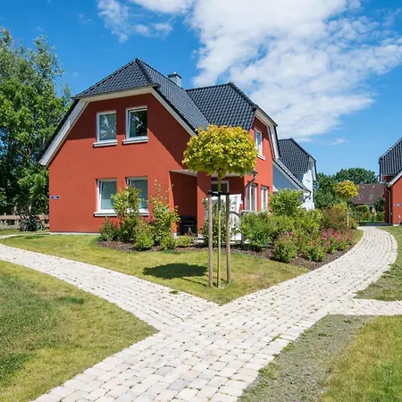 Fuer 6 Personen, Sauna, Kamin Semesterbostad Vitzdorf